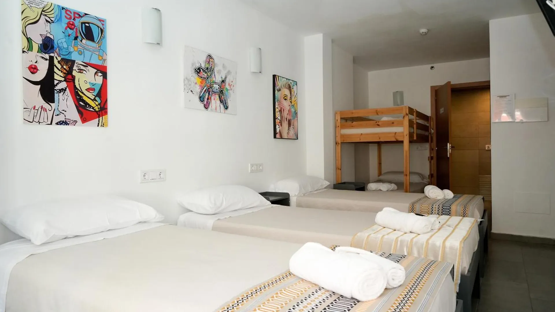 New Art Hostel Palma de Mallorca