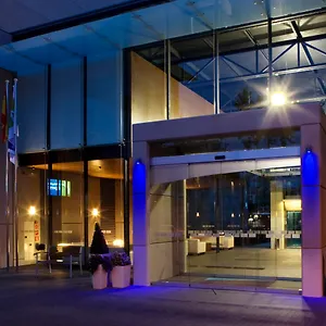https://holiday-inn-express-barcelona-city-22.topbarcelonahotels.com