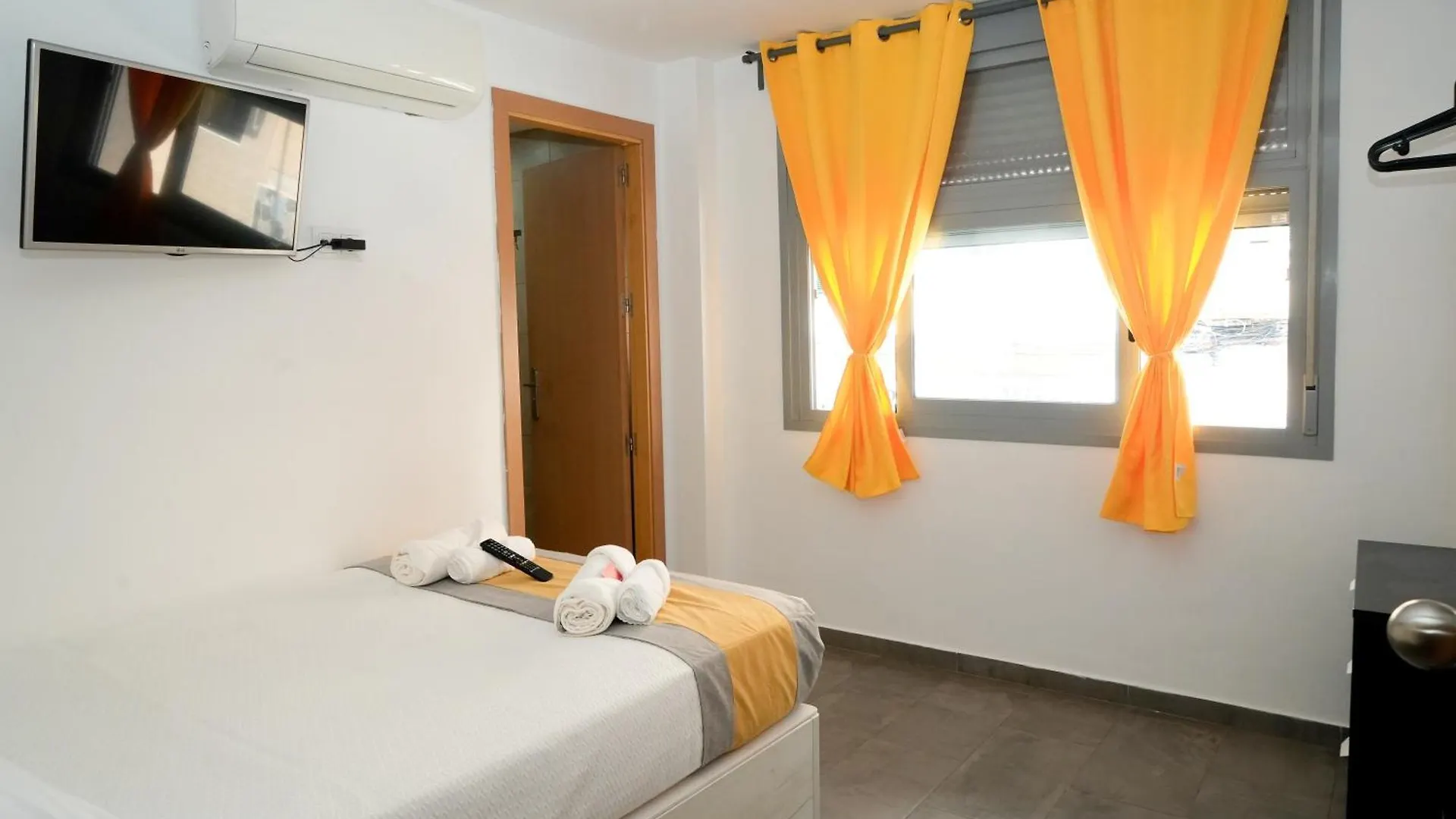New Art Hostel Palma de Mallorca  0*,